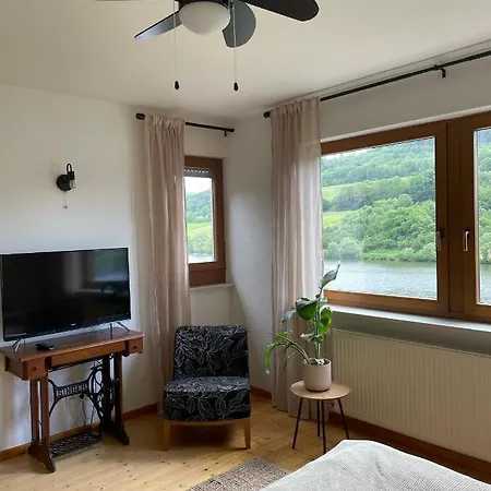 Boutique Wohlgemuth Heim Mosel Weingut Bed & Breakfast 3*