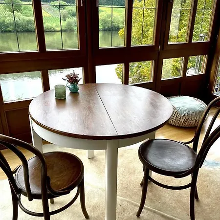 Alojamento de Acomodação e Pequeno-almoço Boutique Wohlgemuth Heim Mosel Weingut Zell an der Mosel