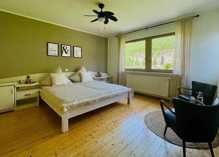 Boutique Wohlgemuth Heim Mosel Weingut Bed & Breakfast Zell an der Mosel